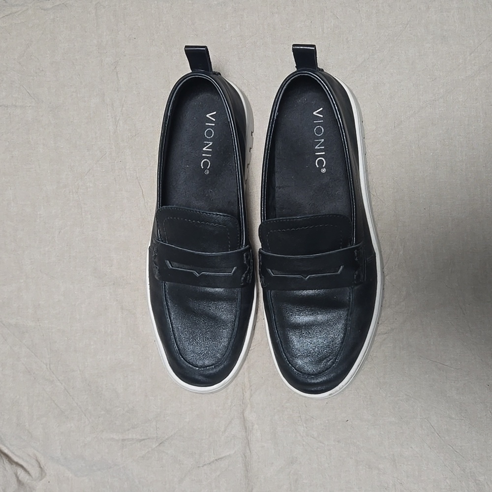 Vionic Women's Black Loafers with White Sole - Picture 3 of 3